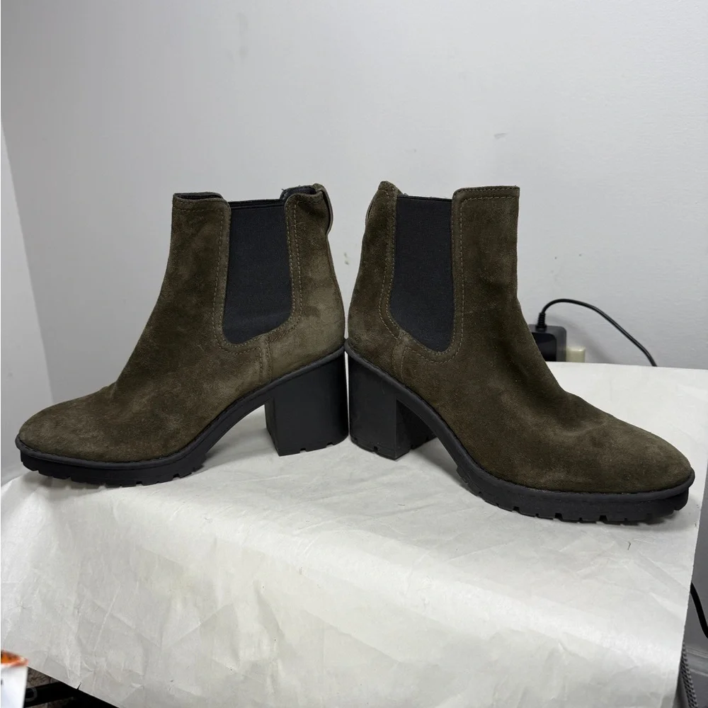 Vince Henderson Water Repellant Heeled Chelsea Boot 8.5M - Picture 3 of 11